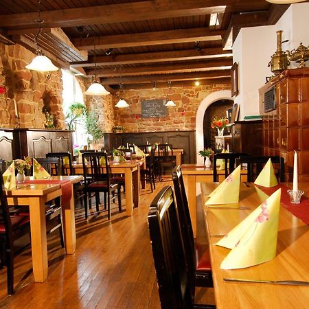 Wirtshaus Zum Pferdemarkt Hotel ซาร์บวร์ก ภายนอก รูปภาพ