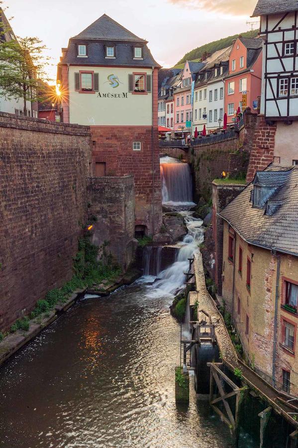 Wirtshaus Zum Pferdemarkt Hotel ซาร์บวร์ก ภายนอก รูปภาพ
