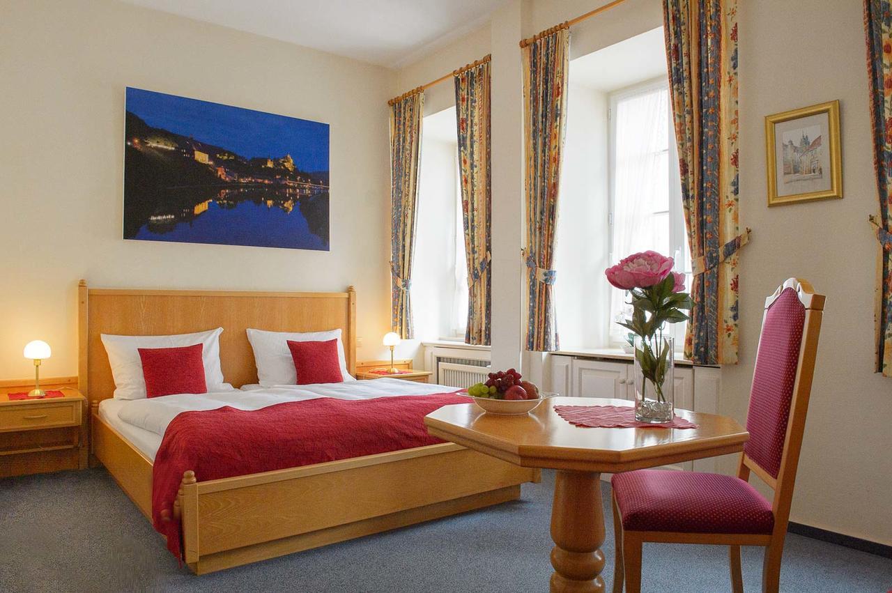 Wirtshaus Zum Pferdemarkt Hotel ซาร์บวร์ก ภายนอก รูปภาพ