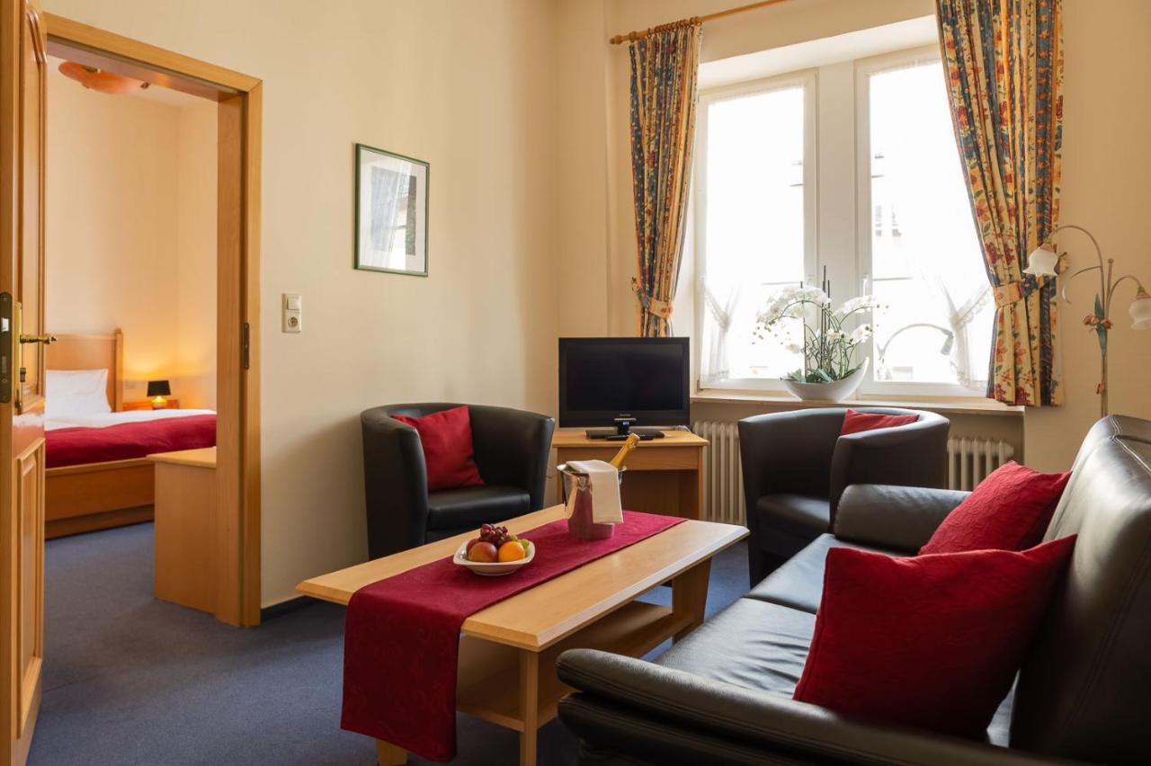 Wirtshaus Zum Pferdemarkt Hotel ซาร์บวร์ก ภายนอก รูปภาพ